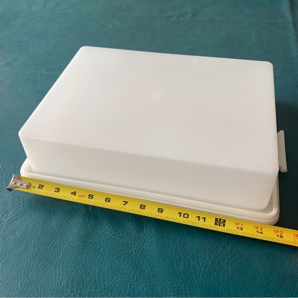 Tupperware Fresh n Fancy cake taker - Picture 5 of 11